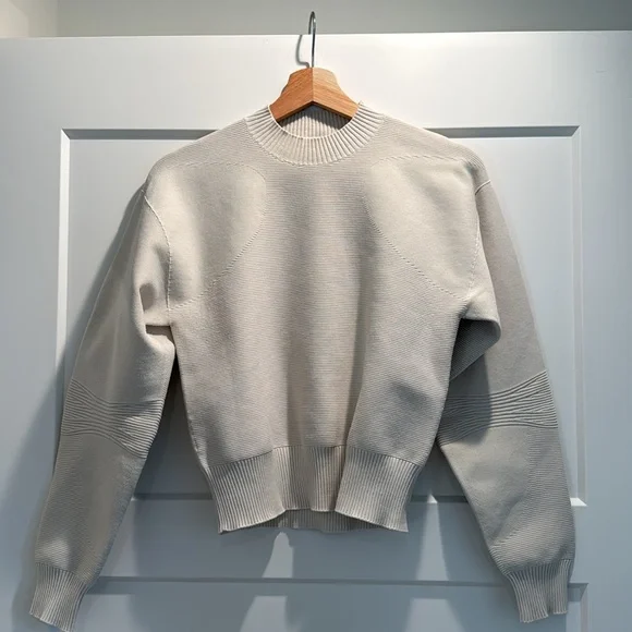 Lululemon Multi-Texture Crewneck Sweater in XS - Picture 8 of 10